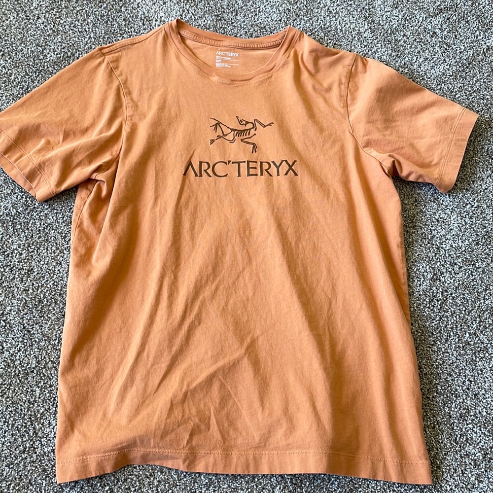 Men’s Arcteryx T-shirt